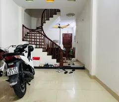 automobile distributor business for sale 2 months before after hoang quoc viet cau giay 14.5 billion
