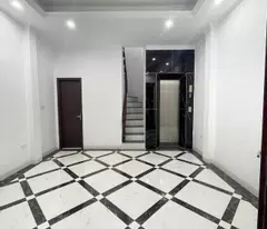 (bat kho super product sale - long bien - 6 elevator floors - corner lot 2 thong - three gac tran away - 20m