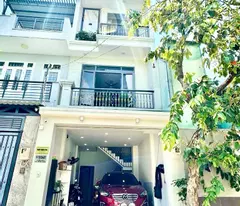 beautiful fully furnished house for sale - 1 ground 2 floors 1 tum - 200m2 used - with garage - designed vinhomes grand