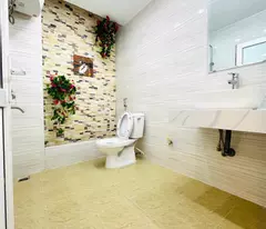 🎁 beautiful house (5.9 billion) area 42 m2, pine lane, 40m to oto street - gia thuy vip area - for sale