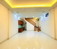 beautiful house for sale, 10m car, hoang hoa tham ba dinh. area 38m2 - 5t - mt4.5m only 6.3 billion
