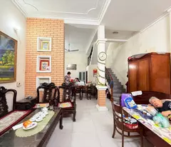 beautiful house for sale, clear alley, spacious frontage. build the ultimate residential complex of 50m x 3 floors. price 11.6