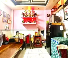 beautiful house for sale hxh innova door ly thuong kiet tan binh, 3 floors, about 3 billion. the beautiful house is right there