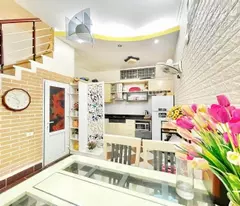 beautiful house for sale in khuong dinh - thanh xuan. area 35m2-5 t. mt 4.3m - front of the house - cars 90m away. 4.2 billion