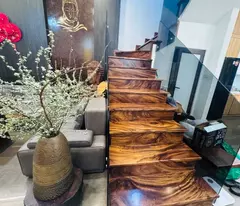 beautiful house for sale in ngo gia tu - built by people - very close to car - super convenient - 70m 4 floors - about 11 billion (tl)