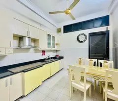 beautiful house for sale in ngoc thuy market - dan construction - full interior - 60m 5 floors - wide frontage - slightly 9 billion (tl)