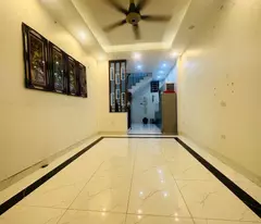 beautiful house for sale in thuong thanh long bien - 35m 5 floors approximately 5 billion (negotiable)