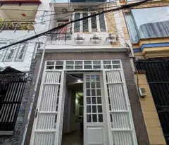 beautiful house for sale tan binh-sat district 10-373 alley-automotive traffic-concrete 3 floors -7.x billion