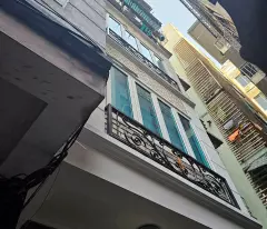 beautiful house for sale with area 31m x 4t near tran khat chan street