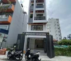 beautiful new 5-storey house for sale in 6m alley right at emarkphan huy ich