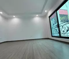 beautiful new ngoc hoi house for sale, car parking, elevator waiting area, open front and back, 45m2, 4.5 billion