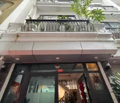 bo de house for sale close to the street, 60m2 x 5 floors, price 11.5 billion