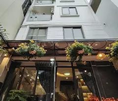 body house for sale 45m2* 5 floors* 8.9 billion, wide frontage, lake view