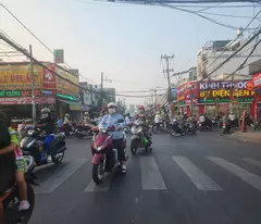 bong sao house for sale in district 8 across the ta quang buu bridge 40m2 4 billion 0948769331