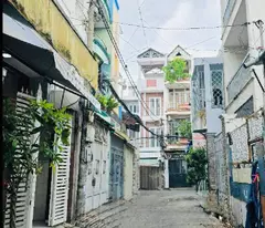 bui thi xuan – phu nhuan surgery – 78m² – only 9.5 billion. .
