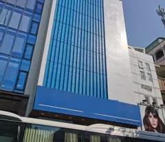 building for sale facing nguyen dinh chieu street, district 3. area: 7 floors. contract 380 million/month. 180 billion