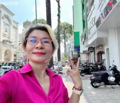 business front house for sale 30m đ. tran hung dao - right corner of nguyen van cu connecting district 1 - location