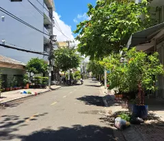 business front house for sale - uu long district 8 - near cha vacau. 13 garlic