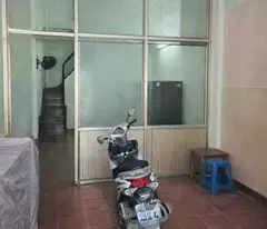 business front house for sale, ward 6, district 10, right at nguyen tri phuong market - 4 floors - 45m2.
