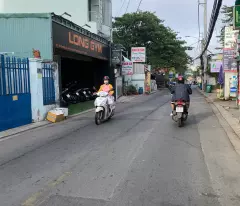 business front land for sale in district 2, 100m2 crowded
