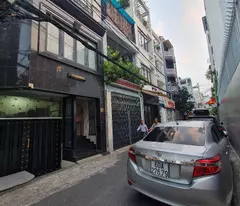 c119 🔥 selling building for rent at nguyen thi thap el - district 7 - over 14 billion 🔥