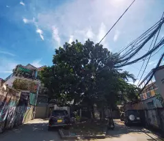 car alley house for sale, 2 floors, 2 bedrooms, 4m wide, owner sells.