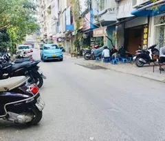 car house for sale avoiding pham ngoc thach street (near vincom) 34/40m x 4 floors only 11.8 billion
