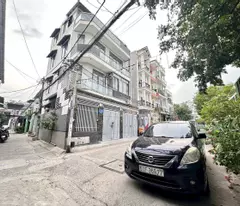 cast 3-story villa (14x32) front phan van hon, district 12 - price only 17.8 billion