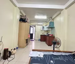 cau giay: both living and renting, 35 million/month, 5 elevator floors, 9 self-contained rooms, price slightly 9 billion