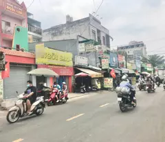 ccg ly sell house mt trung my tay 13 – district 12 – super sufficient location in the market center