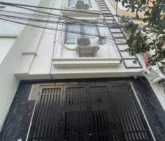 ccmn 54m2 7 floors elevator 13 rooms for full rent 60 million/month only 9 billion