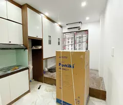 ccmn dao tan for both living and rent elevator 41m2 5 floors 3.1m wide price 10.5 billion