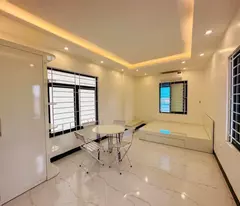 ccmn new full interior elevator cash flow 70-100 tr/th