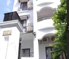 central house for sale in district 1 nguyen cu trinh - 4 floor basement only 26 billion 6.5x25m