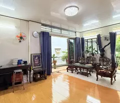 central house for sale in district 10 - le hong phong - 50m2 square (6.9 x 7.25) front edge - only 7.4 billion
