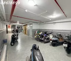 chau lang serviced apartment 105mx10t, 5.5m mt, most beautiful dong da area - car - 2 lane - cash flow