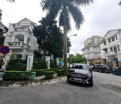 ciputra corner villa for sale 250m2 in dong tu trach at the est price in the area