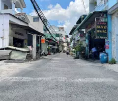 corner apartment frontage on 16 phuoc long a street, 105m 1-storey house, nice location