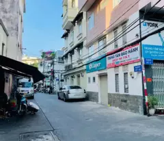 corner apartment with 2 car alley frontages 🚗🚗 horizontal 3.6 x 8 concrete cast 3 panels more than 4 billion q4