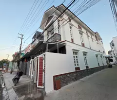 corner house for sale, 2 front faces on dong khoi street, right at tttt. dien khanh.