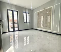 cut loss of 2 billion! hxh 5m luong minh nguyet, 3.9x15m, 2 beautiful new floors, only 5 billion tl