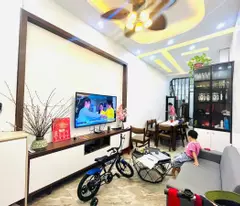 dai la townhouse for sale, hai ba trung 37m, 5 floors. price: 6.85 billion