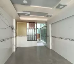 debt tank needs to sell front front house ly in tan binh district