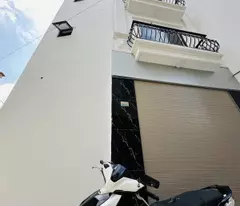 di trach house for sale, area 30m2, 5 floors, 4 car parking, clear alley, price 3.x billion