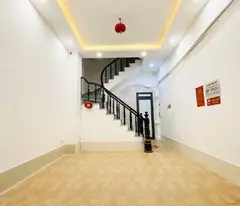 dinh cong house for sale, 39m², 6 floors, car parking, top business, only 7.2 billion