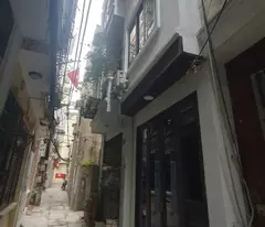 dinh cong thuong house for sale, near car, 33m2, 6.2 billion to own a beautiful house to celebrate tet