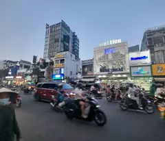 duong ba trac 4x20 business front house for sale only 18 billion