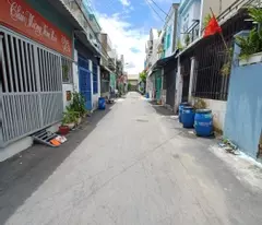 est house for sale in vinh phu thuan an, only 200m from highway 13, price 2.1 billion.