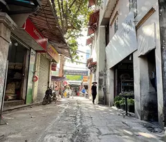 exactly 1 house away from the street 45m2*4t bach dang 2.7 billion