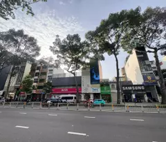 floor building with basement for sale king stone masage business - front of tran hungb dao street, district 1 -